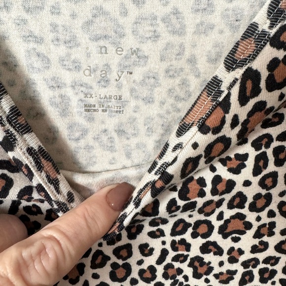 ❤️NWT ANIMAL PRINT SHELL/TANK/TOP XXLARGE - Picture 3 of 4